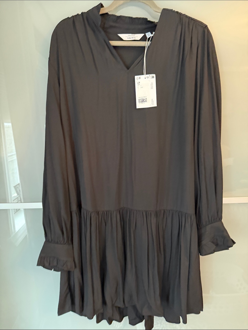 &Other Stories Black Long-Sleeve V-Neck Ruffle-Tier Dress